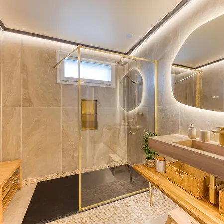 Disneyland Paris Bali Balneo, Cinema, Pool * Saint-Germain-sur-Morin